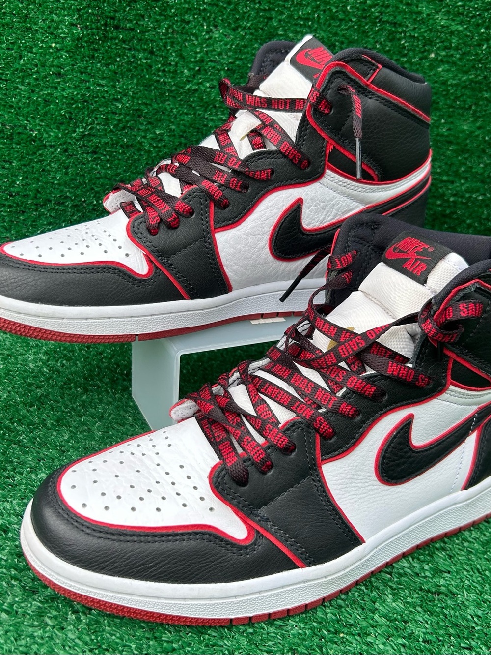 Jordan 1 Retro High OG Bloodline 2019 Mens 8 Shoes 555088 062 Sneakers Nike Air